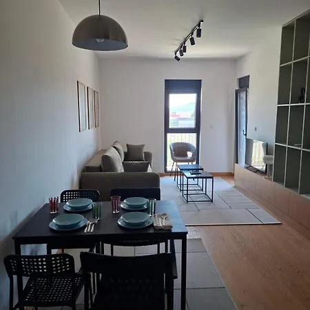 Appartement Brand New 1br With Private Garage Podgorica